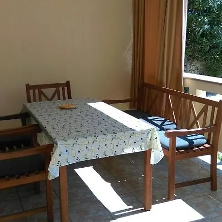 Ivana Prizemlje Apartman